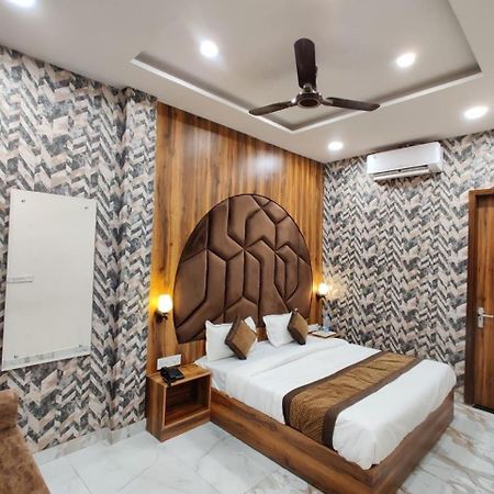 Hotel Gs Amritsar 200 Mtr From Golden Temple 외부 사진