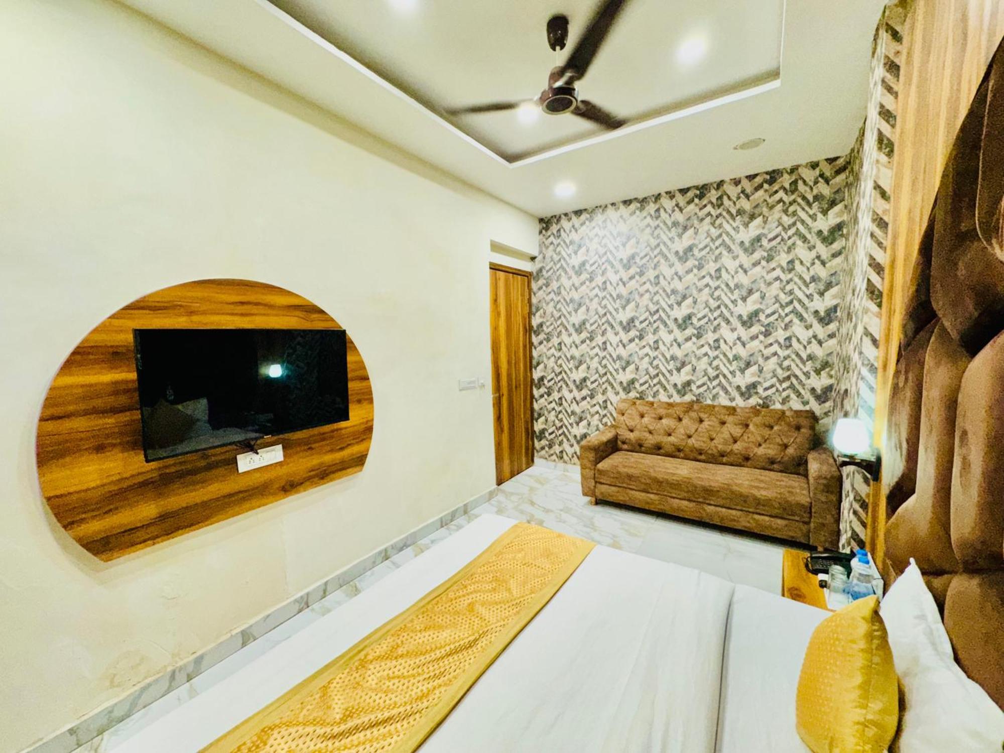 Hotel Gs Amritsar 200 Mtr From Golden Temple 외부 사진
