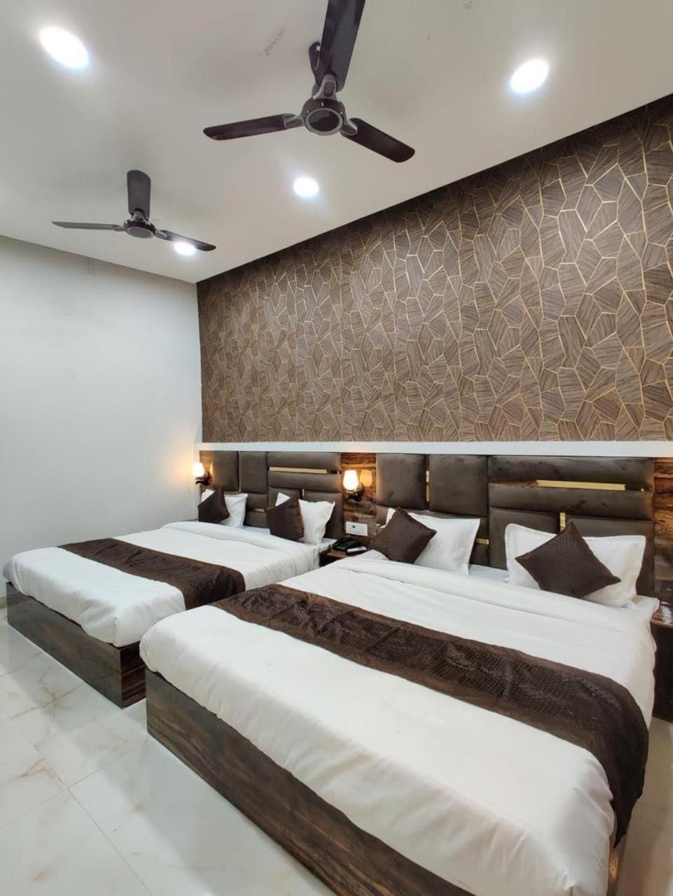 Hotel Gs Amritsar 200 Mtr From Golden Temple 외부 사진