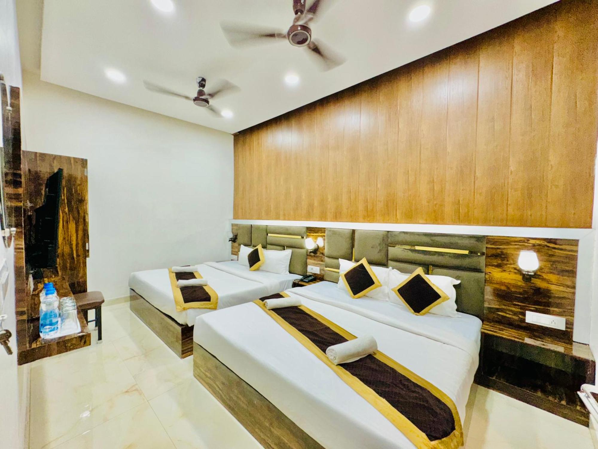 Hotel Gs Amritsar 200 Mtr From Golden Temple 외부 사진